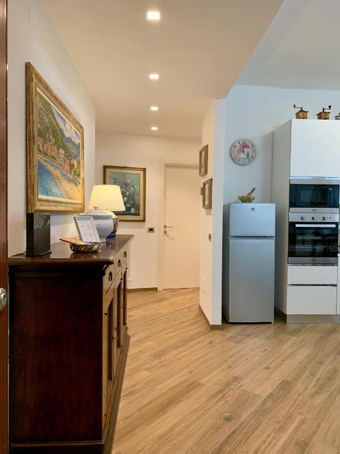 La Casa Dei Nonni Apartment Леванто Екстериор снимка